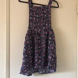 Overall dress